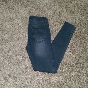 EUC Blue Spice skinny jean size 3